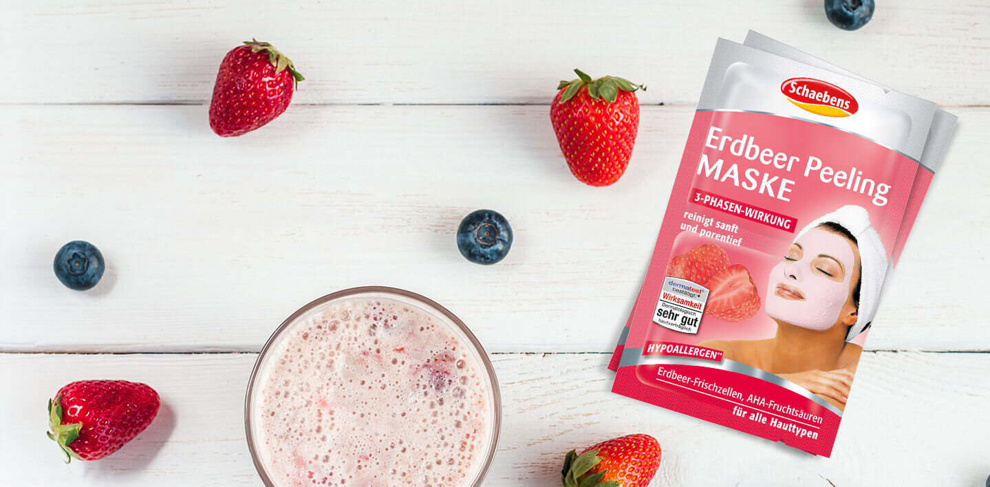 strawberry-peeling-face-mask