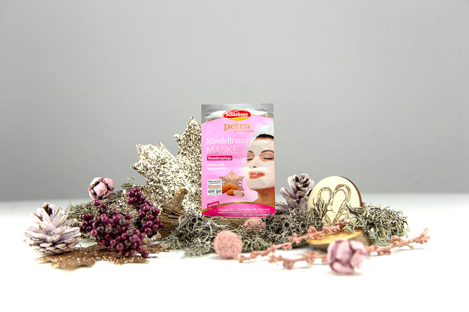 nela-beautytipps-schaebens-winterhaut-pflege-winter-mandeltraum-maske