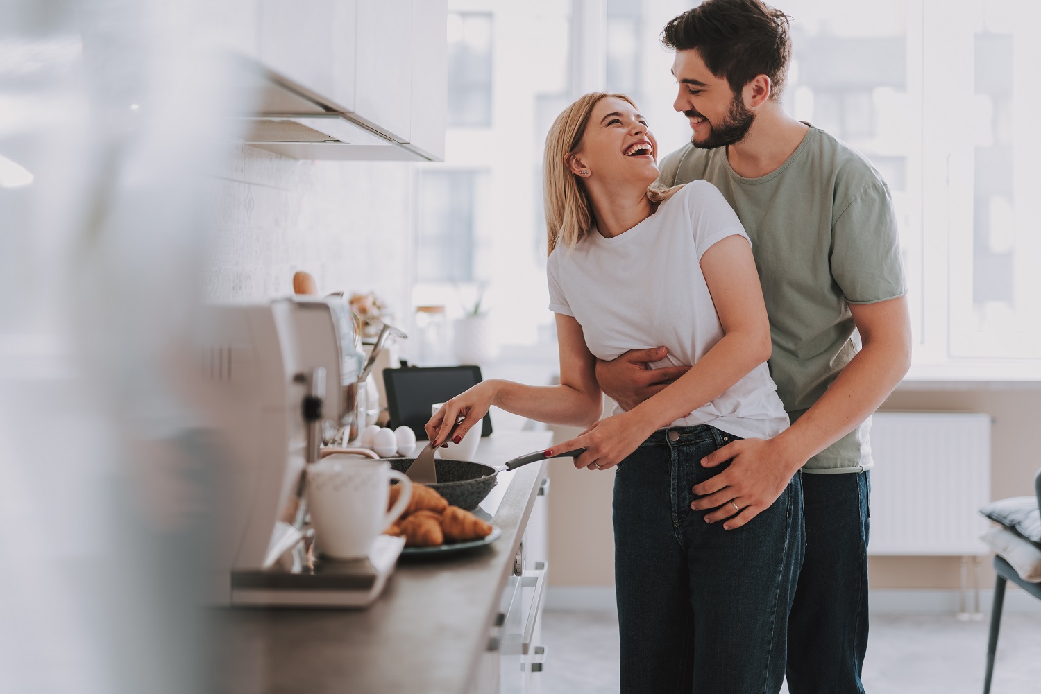 Verliebte wie verhalten frauen sich Wie verhält