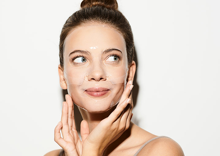 hydrogel-maske-anwendung-schaebens