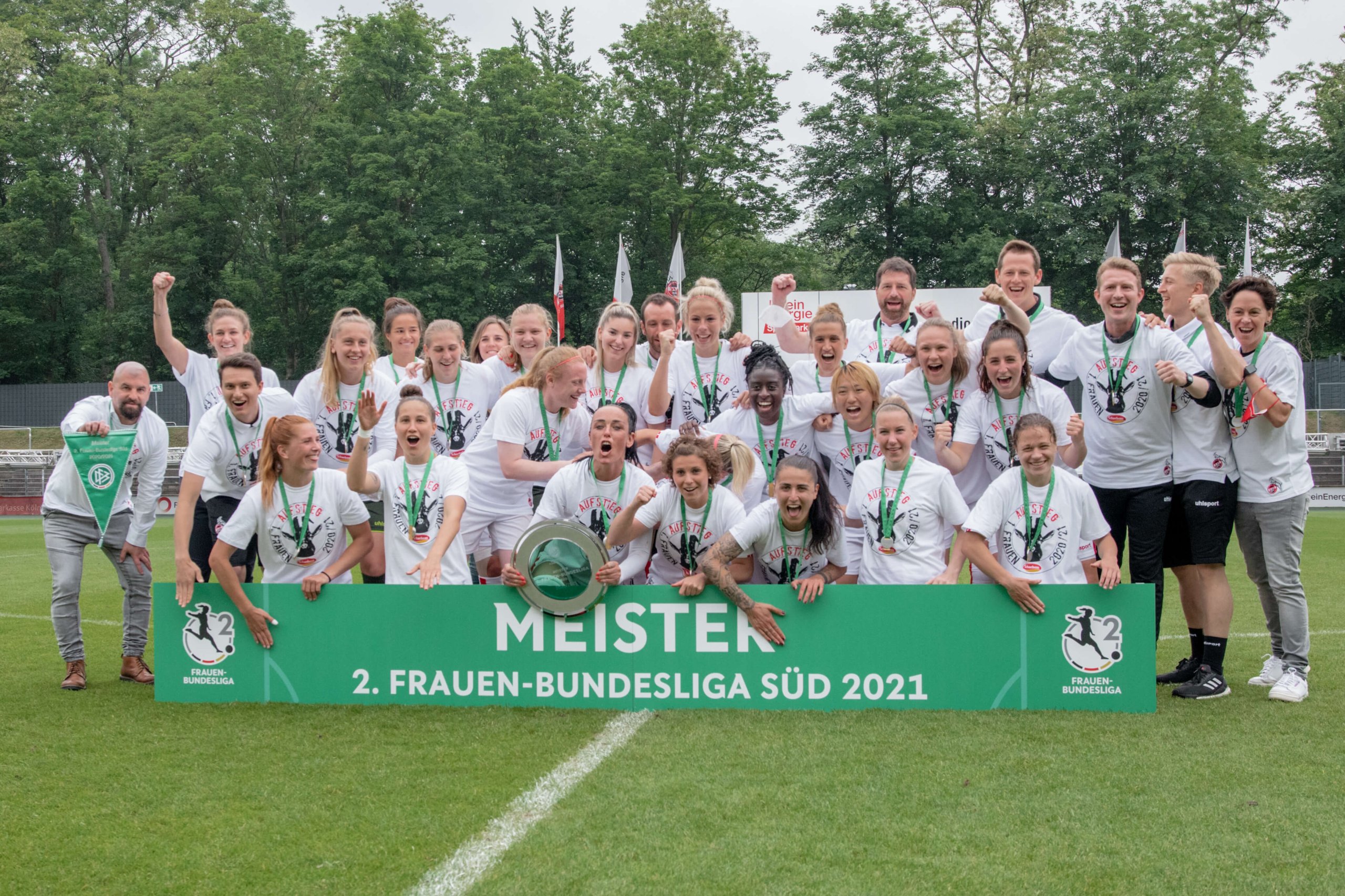 aufstieg-fc-frauen-schaebens-heiko-huenemeyer-sponsoring-hauptpartner