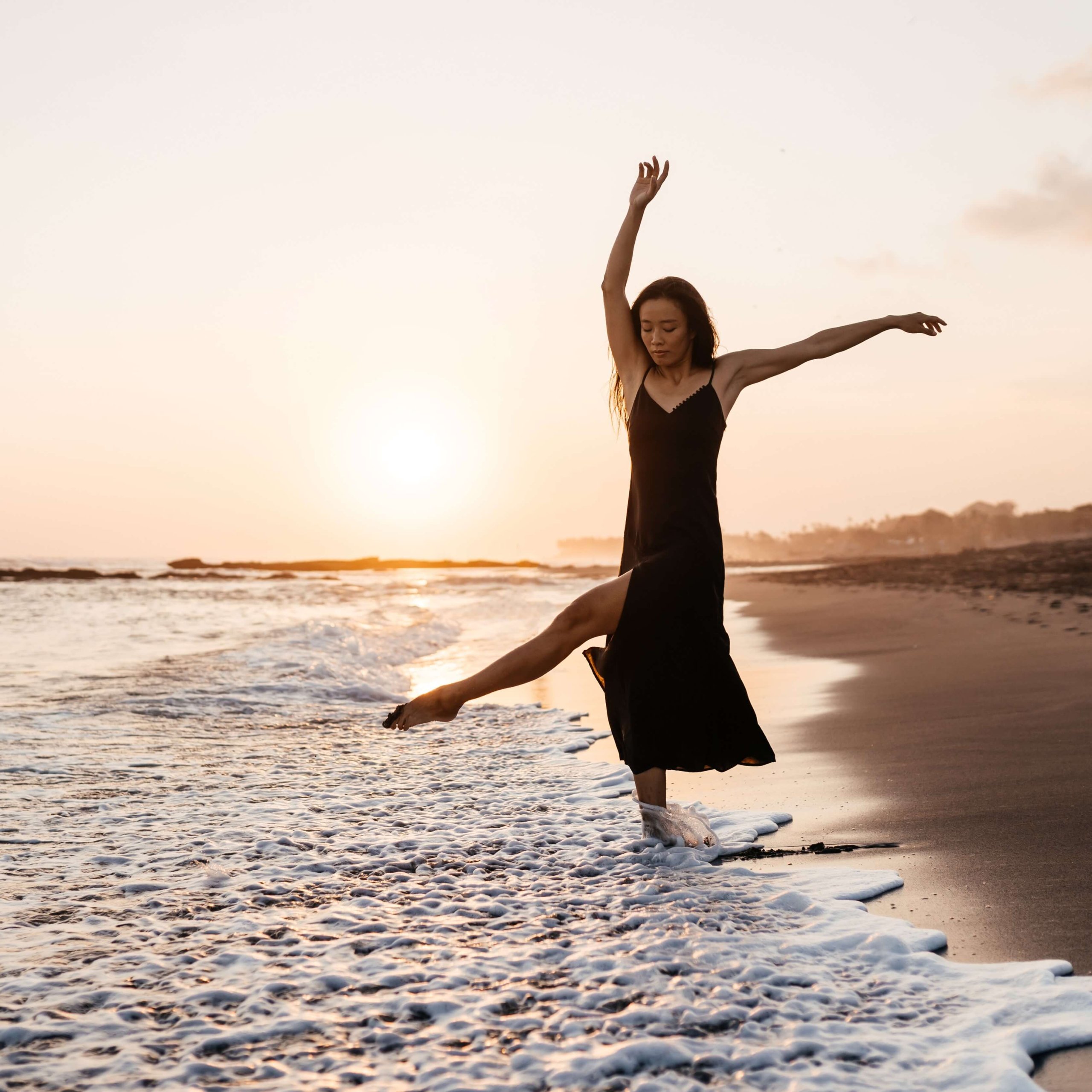 Freedom,Chinese,Woman,Feeling,Free,Dancing,In,Black,Elegant,Dress