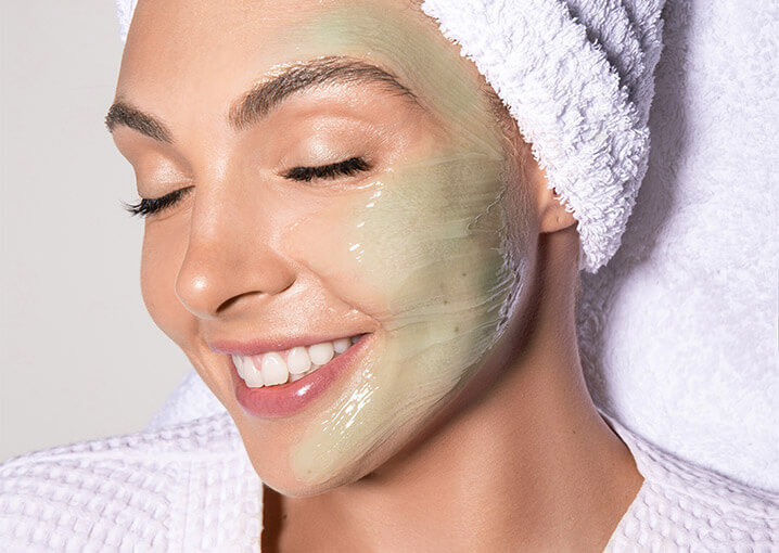 algen-gel-maske-anwendung-schaebens