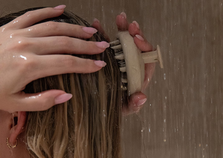 kopf-haut-peeling-pflege-von-schaebens